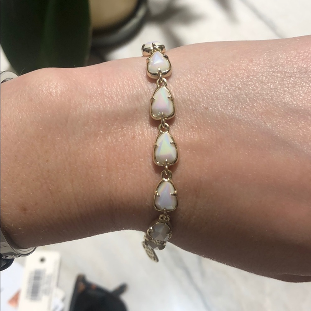 Kendra Scott clasp bracelet